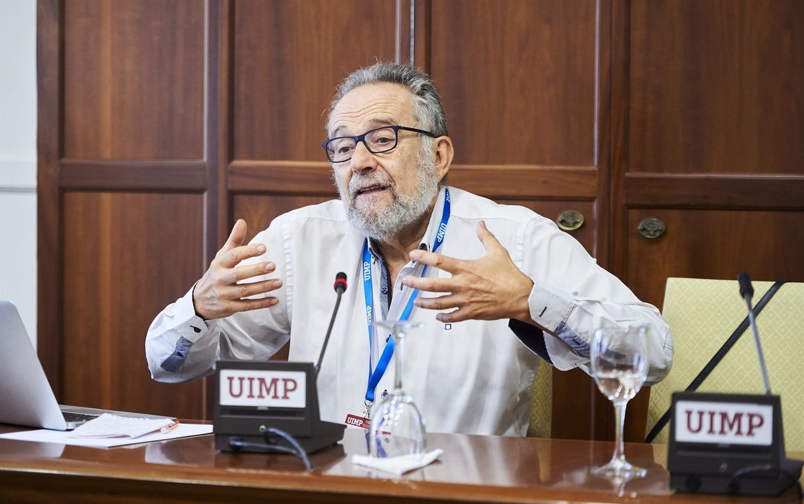El profesor emérito del departamentos de Análisis Económico en la Universidad de Zaragoza Pedro Arrojo
