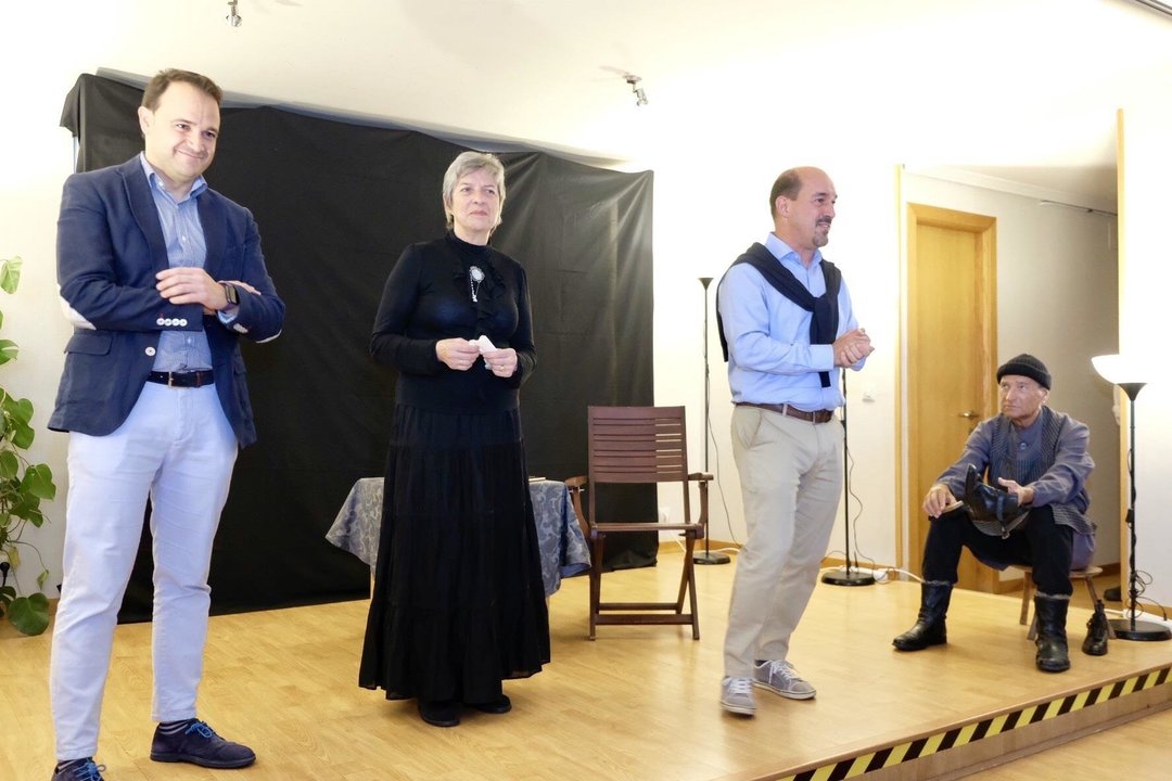 Tercer ciclo de 'Teatro en casa' en residencias de Santander